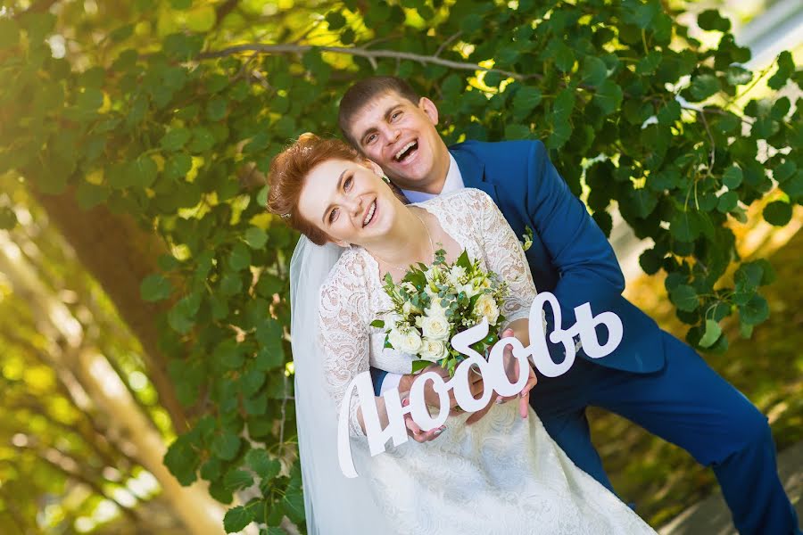 Wedding photographer Igor Litvinov (frostwar). Photo of 12 September 2016