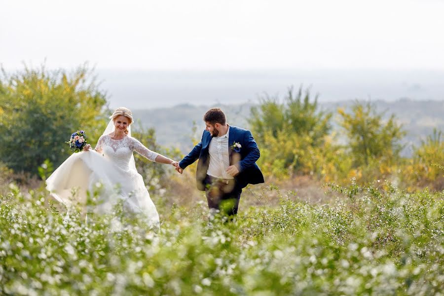 Wedding photographer Andrey Reutin (id53515110). Photo of 16 October 2016