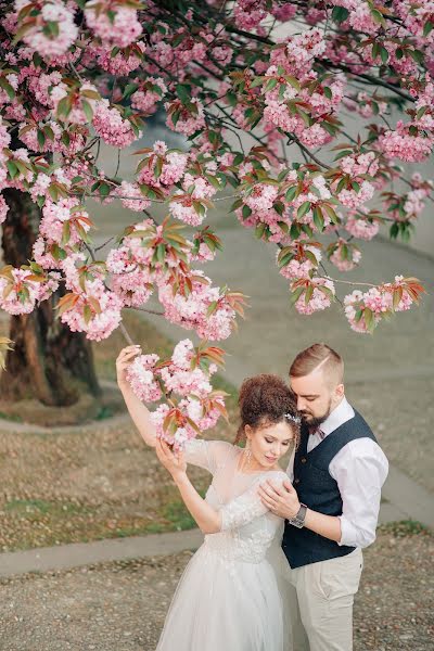 結婚式の写真家Roman Lutkov (romanlutkov)。2017 3月6日の写真