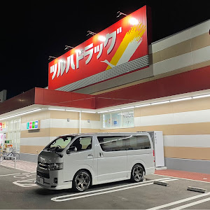 ハイエースバン GDH206V