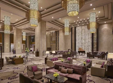 The Lobby Lounge - Shangri-La Hotel photo 