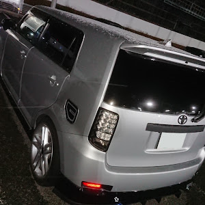 カローラルミオン ZRE152N