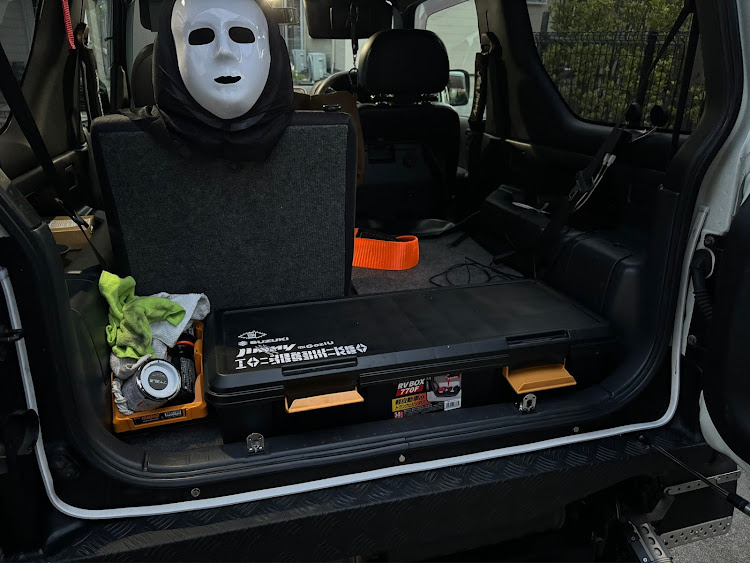 ジムニーのLEDテープ・ブレーキランプ・ブチルテープに関するカスタム事例の投稿画像4枚目