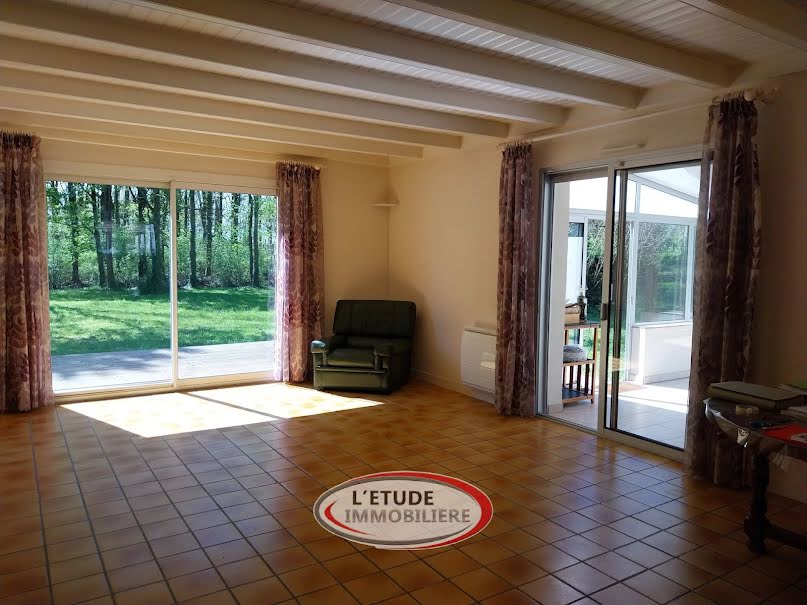 Vente maison 7 pièces 145 m² à Saint-Aignan-Grandlieu (44860), 379 250 €