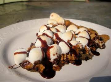 Smores Dessert Pizza