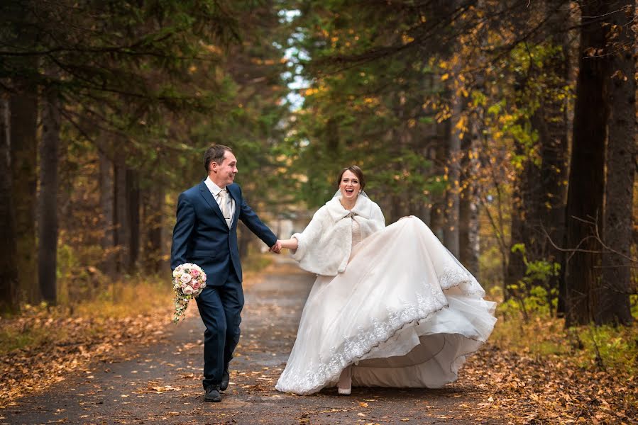 Fotógrafo de casamento Maksim Goryachuk (gmax). Foto de 16 de outubro 2017