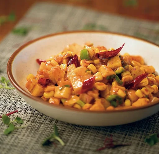 Waterchestnut Corn Potato In Roasted Chilli Sauce(Ak)