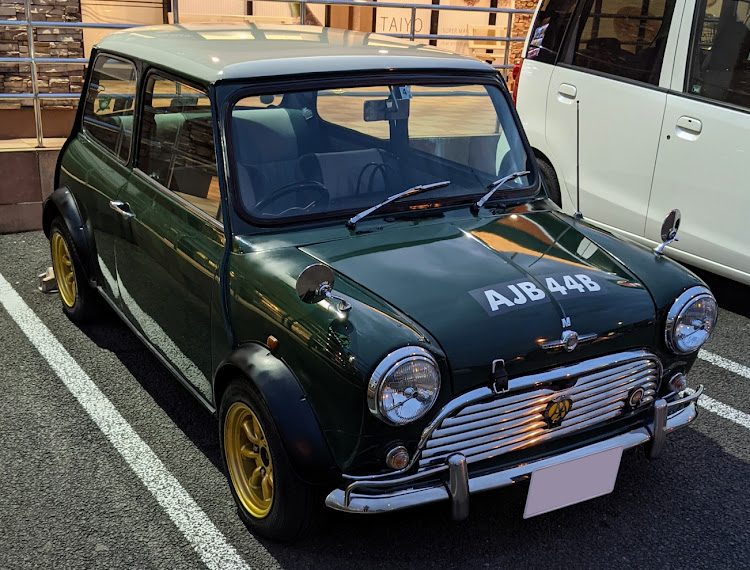 ミニクーパー1.3のドライブ‥行けず‥😭・シチリア島にて・エンゾ・モリナーリとともに‥・カオチューン…😎に関するカスタム事例の投稿画像2枚目
