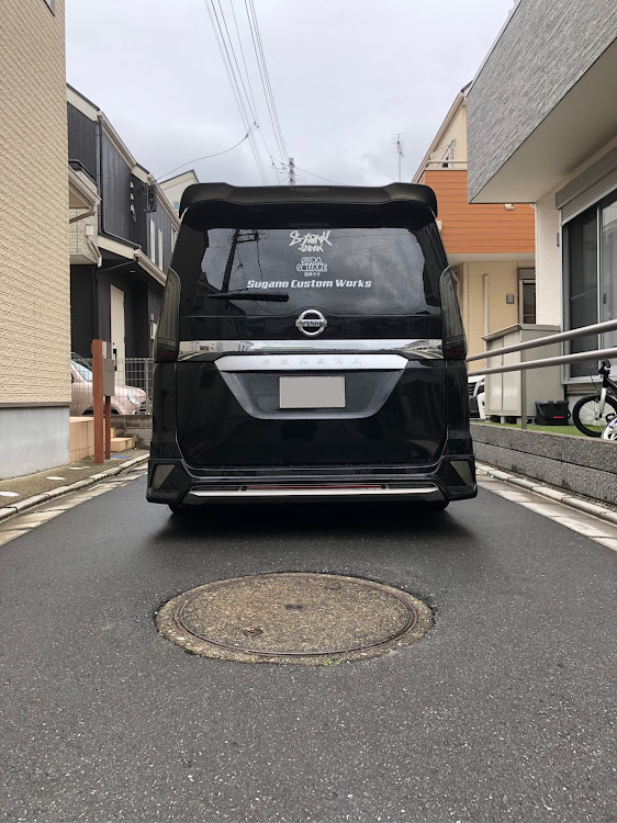 セレナのマフラーレス・S-link・次の妄想・ロジャム・６月も宜しくお願いしますに関するカスタム事例の投稿画像4枚目