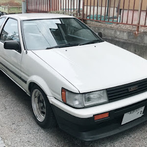 カローラレビン AE86