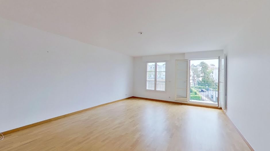 Location  appartement 4 pièces 100 m² à Versailles (78000), 2 550 €