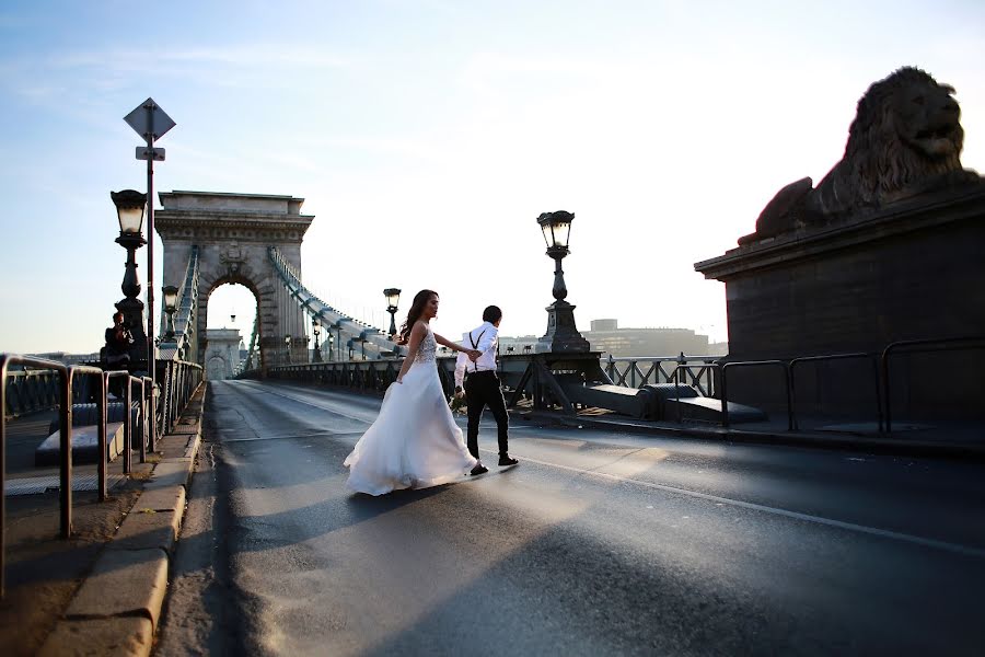 Wedding photographer Maksim Berlyuta (maximberlyuta). Photo of 28 March 2020