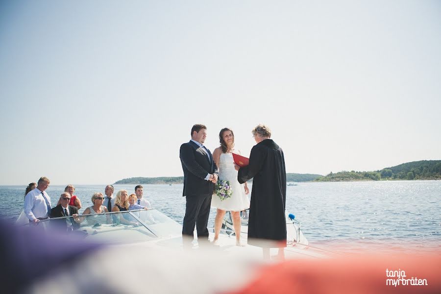 Wedding photographer Tanja Myrbråten (myrbratentanja). Photo of 8 May 2019