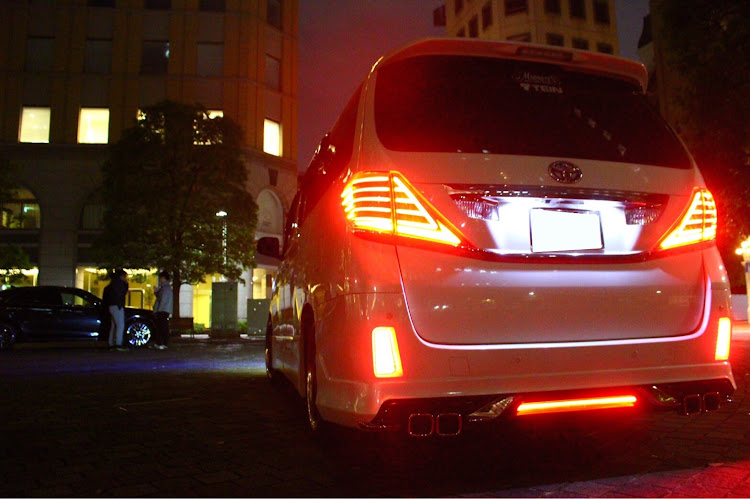 アルファードのドライブ・洗車・オフ会に関するカスタム事例の投稿画像2枚目