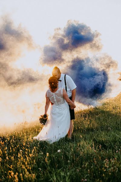 Fotógrafo de bodas Hana Turková (hanaturkovaphoto). Foto del 10 de marzo 2022