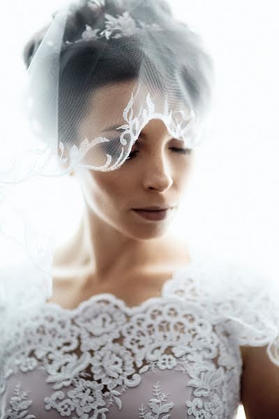 Wedding photographer Ekaterina Kutuzova (kutuzoffa). Photo of 17 September 2017