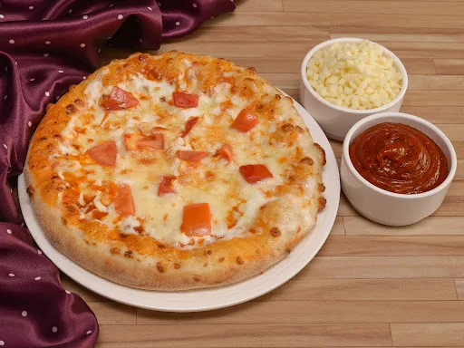 Double Topping Tomato And Corn Pizza