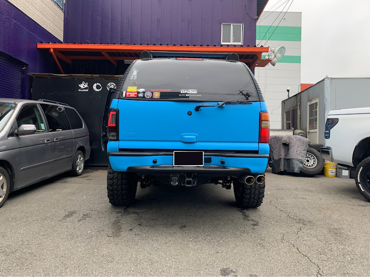 サバーバンのテールレンズ交換・DRL仕様・DIY・アメ車・オフ会したいけど自粛中に関するカスタム事例の投稿画像1枚目