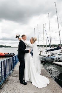 Wedding photographer Olga Baryshnikova (baroln). Photo of 4 October 2023