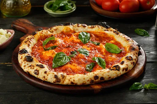 Naples - Marinara With Basil Leaves Pizza