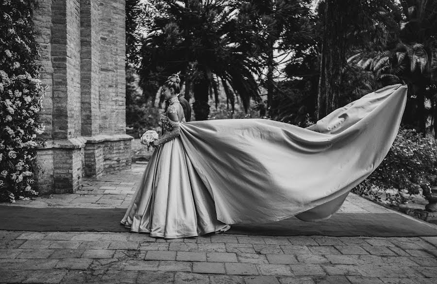 結婚式の写真家Carlos Pinto (carlospinto)。4月11日の写真