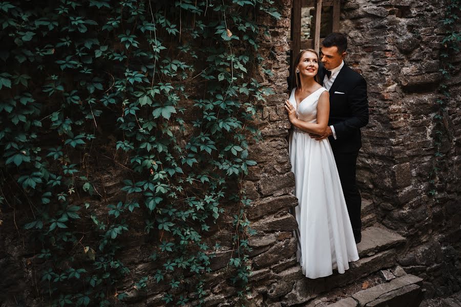 Fotografo di matrimoni Barna Adrian (adrianbarna). Foto del 17 aprile