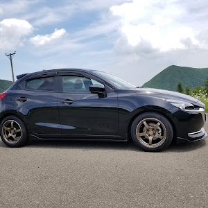 MAZDA2 DJLFS