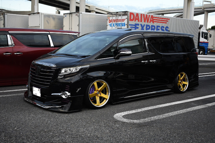 アルファードのARIA・チーム忘年会・大黒PA・カメ活📷に関するカスタム事例の投稿画像4枚目