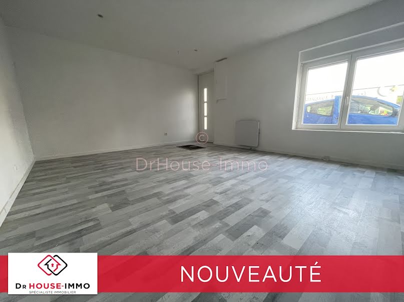 Vente maison 6 pièces 109 m² à Beuvrages (59192), 127 000 €