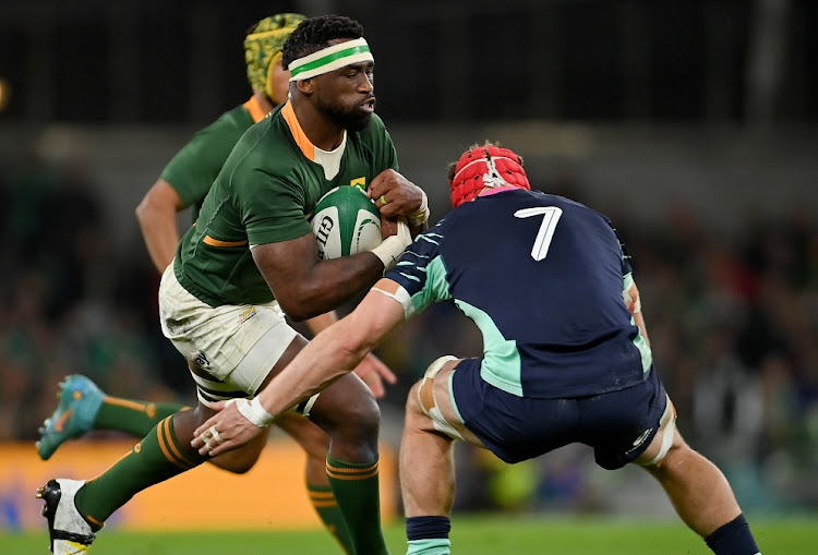 Siya Kolisi of South Africa in action against Josh van der Flier of Ireland during the match between Ireland and the Springboks at Aviva Stadium in Dublin, Ireland, November 5 2022. Picture: RAMSEY CARDY/SPORTSFILE/GALLO IMAGES