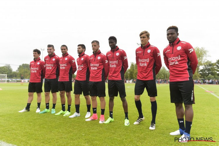 Zulte-Waregem présente ses nouvelles tenues. Les joueurs seront encore des hommes sandwichs