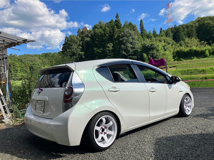 アクアの広島・アクア・アクアNHP10・洗車に関するカスタム事例の投稿画像1枚目