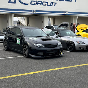 インプレッサ WRX STI GRB