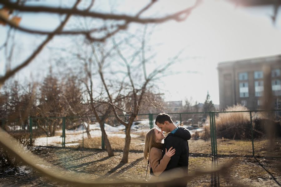 Fotógrafo de casamento Vasiliy Kovalev (kovalevphoto). Foto de 9 de abril 2015