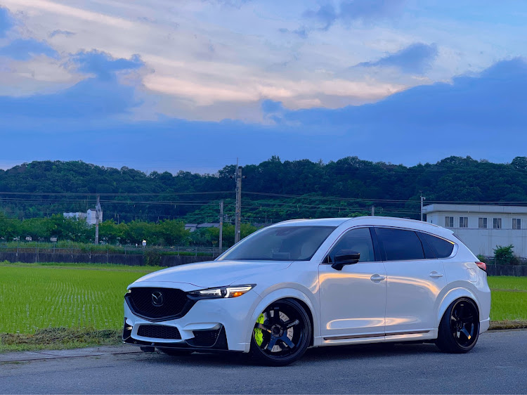 CX-8のブレンボ・アドバンレーシング・USヘッドライト・ニコイチバンパー・オーバーフェンダーに関するカスタム事例の投稿画像2枚目