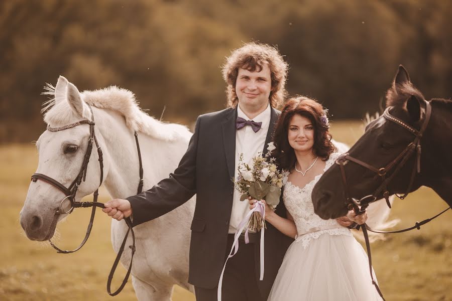 Photographe de mariage Nikolay Kozerin (kozerin). Photo du 13 décembre 2021