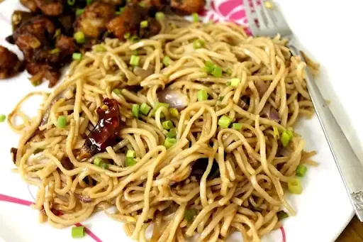 Chicken Hakka Noodles