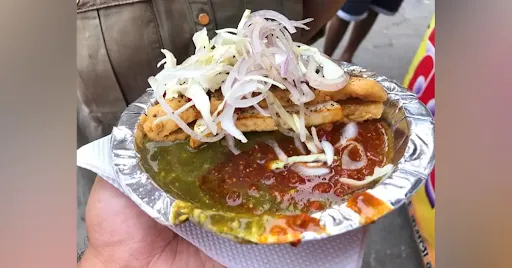 Bread Pakoda With Chole