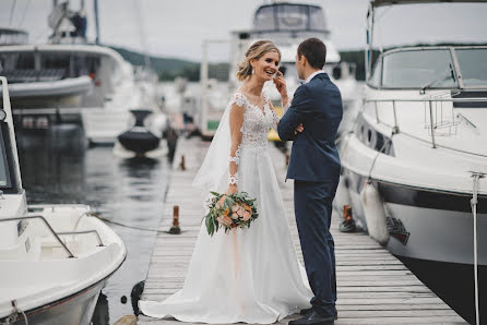 Wedding photographer Irina Slobodskaya (slobodskaya). Photo of 23 December 2019