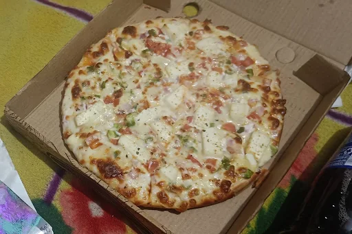 Paneer Tikka Spicy Pizza