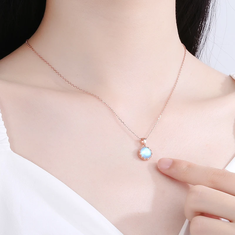Colar Lua de Coroa Feminino S925 Prata Esterlina Corrente Clavícula Design Exclusivo Pingente Luxo Leve, Ideal para Presentear.