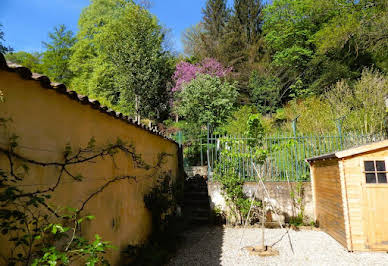 House with terrace 2