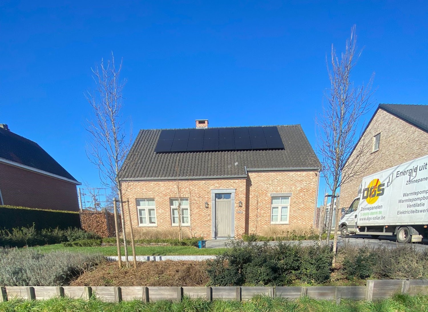 Zonnepanelen dgs