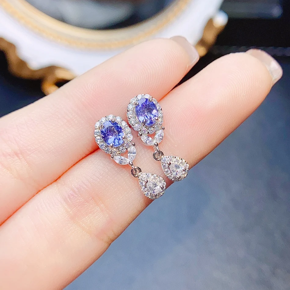 Boucles d'oreilles clous Zefeng Jewelry en tanzanite naturelle pour femmes, accessoires féminins raffinés pour sublimer votre style et votre élégance.