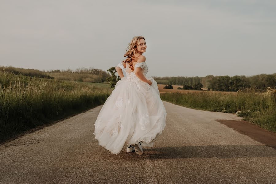 Photographe de mariage Marcela Novotná (marcelanovotna). Photo du 25 mai 2023