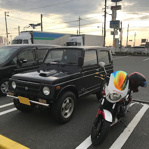 ジムニー JA11V