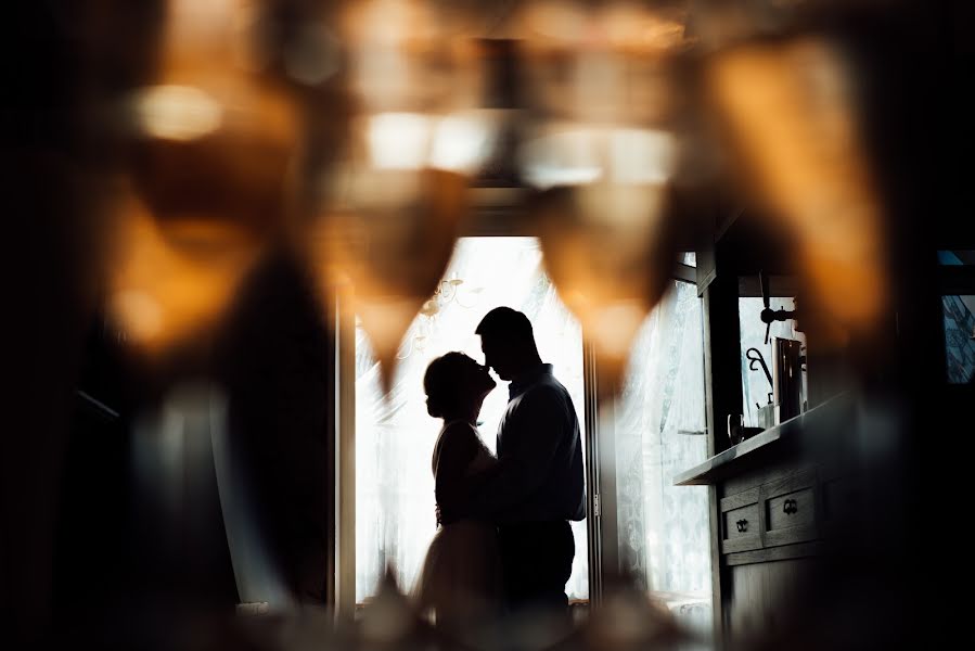 शादी का फोटोग्राफर Roman Zuev (zuevroman)। मई 6 2020 का फोटो