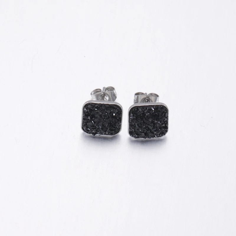Boucles d'oreilles clous pour filles au caractère doux, multi-spécifications, carrées, concaves-convexes, strass étoilés scintillants.