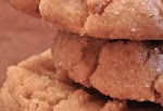 Gluten-Free Peanut Butter Cookies was pinched from <a href="http://www.earthbalancenatural.com/recipe/gluten-free-peanut-butter-cookies/" target="_blank">www.earthbalancenatural.com.</a>