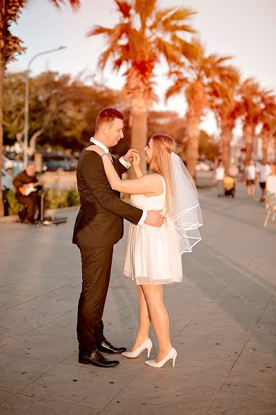 Fotógrafo de casamento Raimonda Albrow (ralbrow). Foto de 23 de novembro 2022